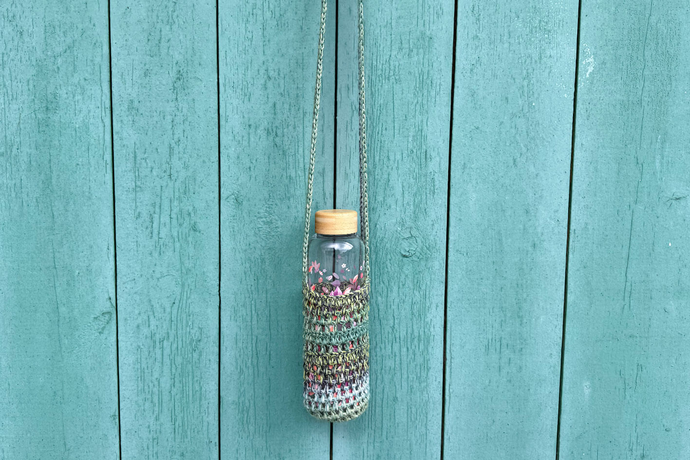 Gehäkelte Flaschentasche zum Umhängen CHRISTA