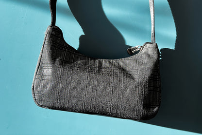 Schwarze Schultertasche LUCY