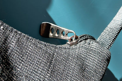 Schwarze Schultertasche LUCY